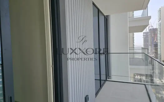 Brand New | Vacant | Partial beach & Marina View |